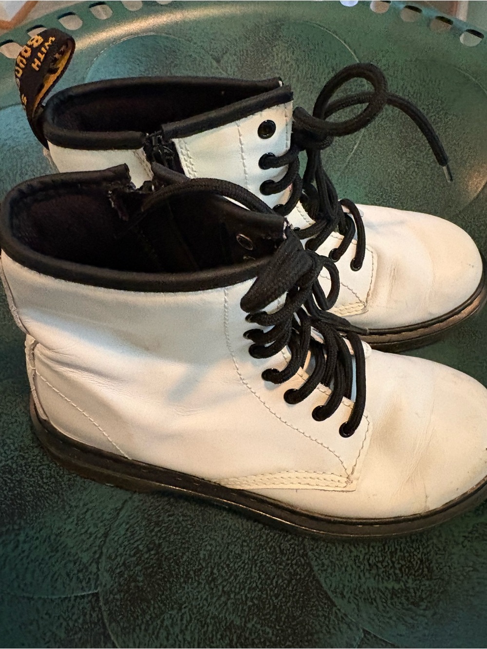 Dr.Martins girls size 3